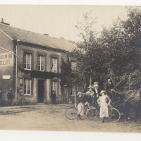 LIV1825
