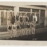 LIV1915